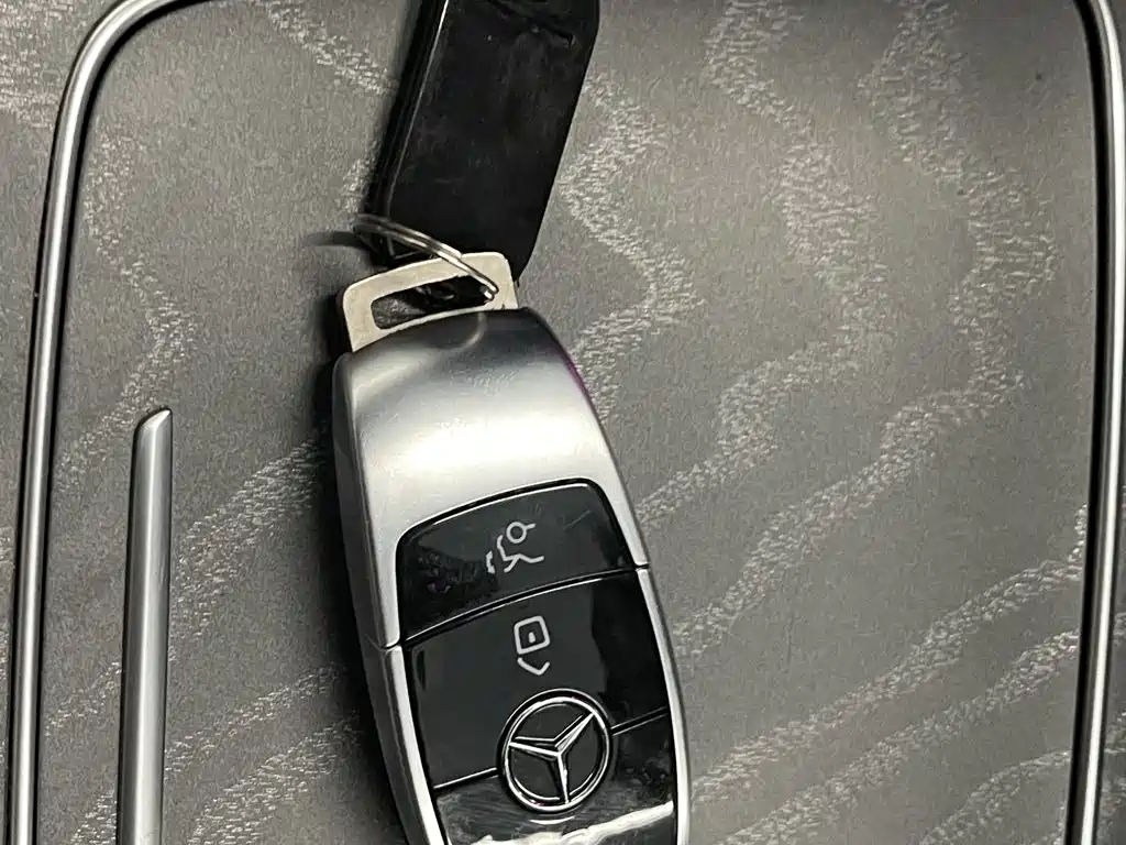 Mercedes-Benz E-Class New Energy — миниатюра 28