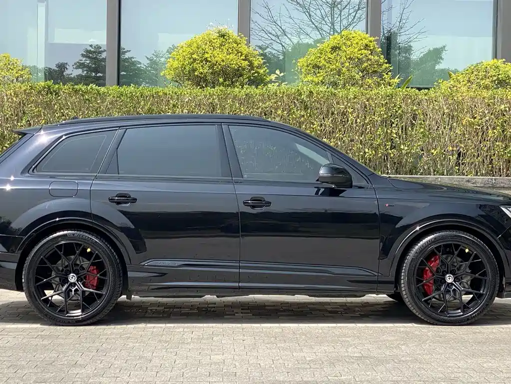 Audi Q7 2021 55 TFSI quattro S line Sport