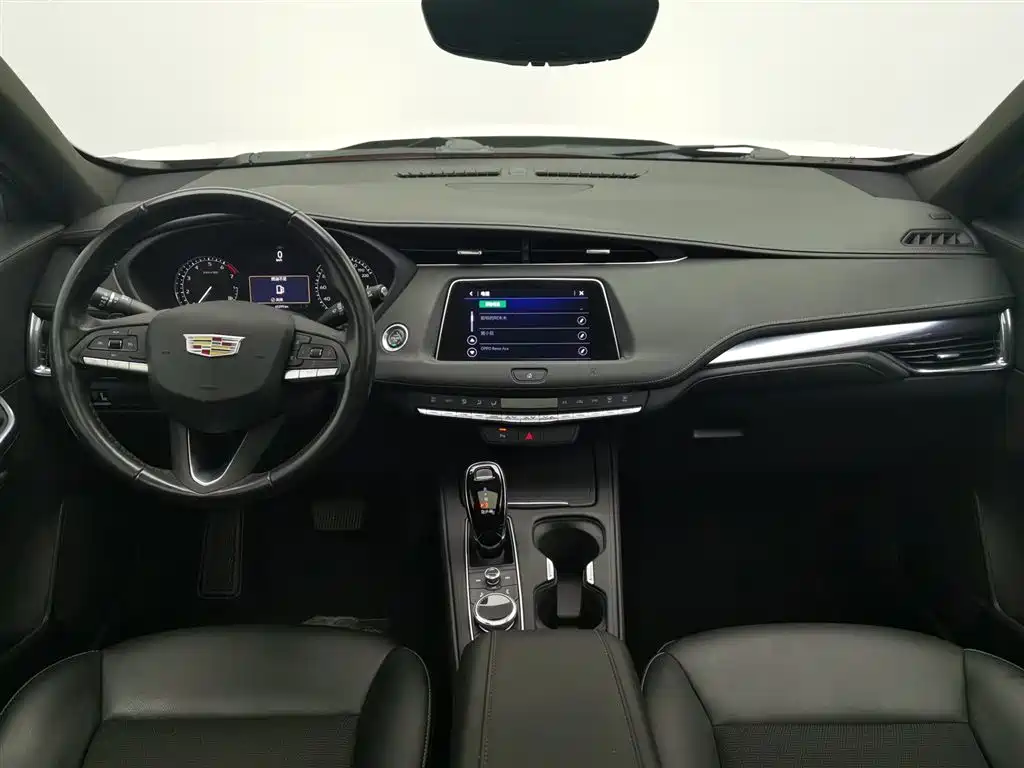 Cadillac XT4 2020 28T