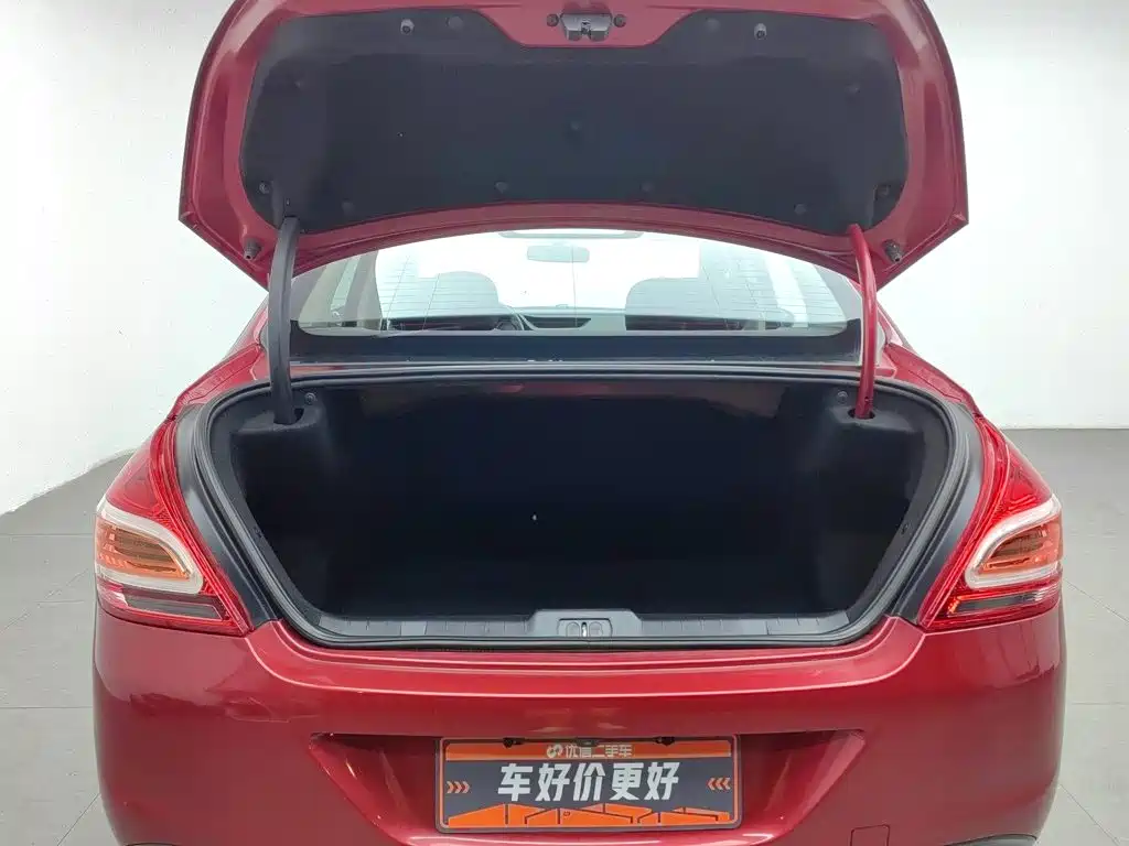 Peugeot 308 — миниатюра 16