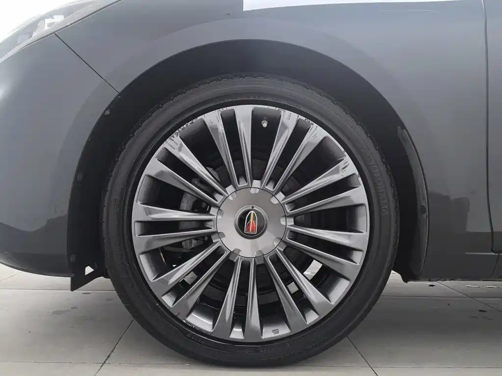 Hongqi Hongqi H5 — миниатюра 17