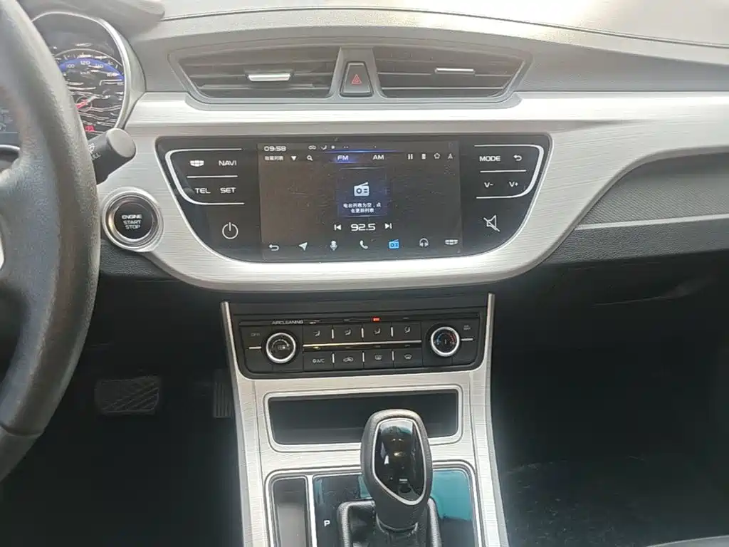 Geely Vision — миниатюра 13