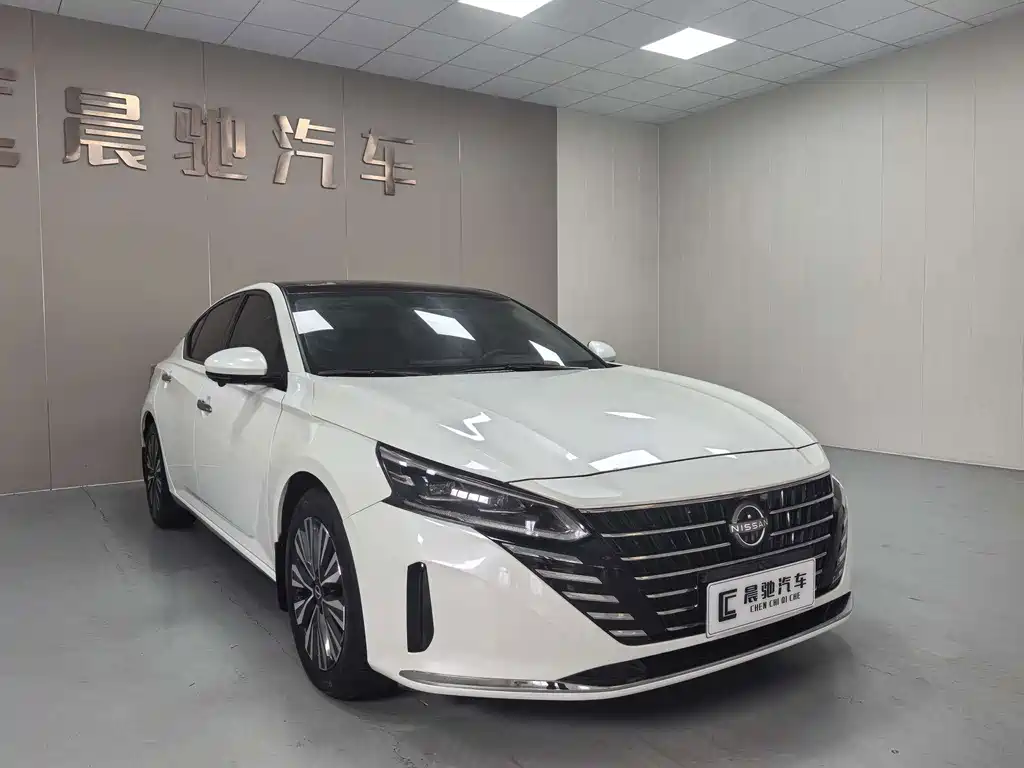 Nissan Teana — миниатюра 3