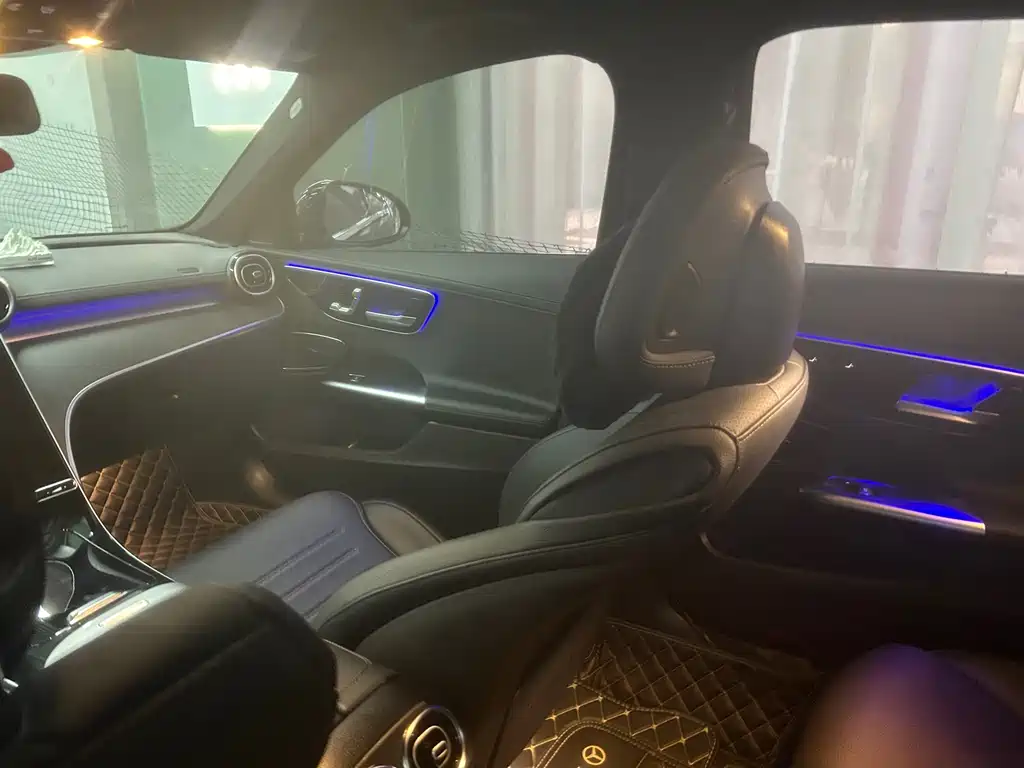 Mercedes-Benz C-Class — миниатюра 5