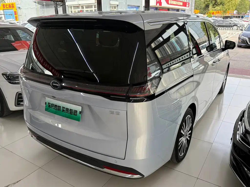 GAC Motor Trumpchi E8 PHEV — миниатюра 15