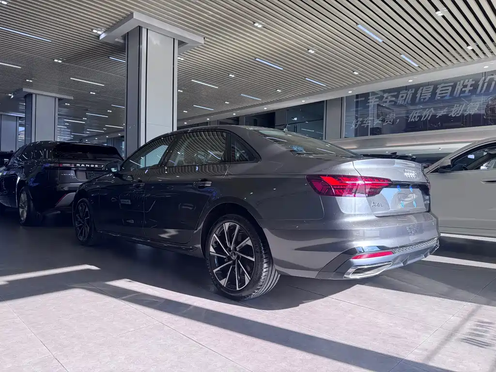 Audi A4L — миниатюра 4