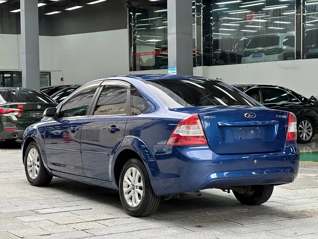 Ford Focus — миниатюра 13