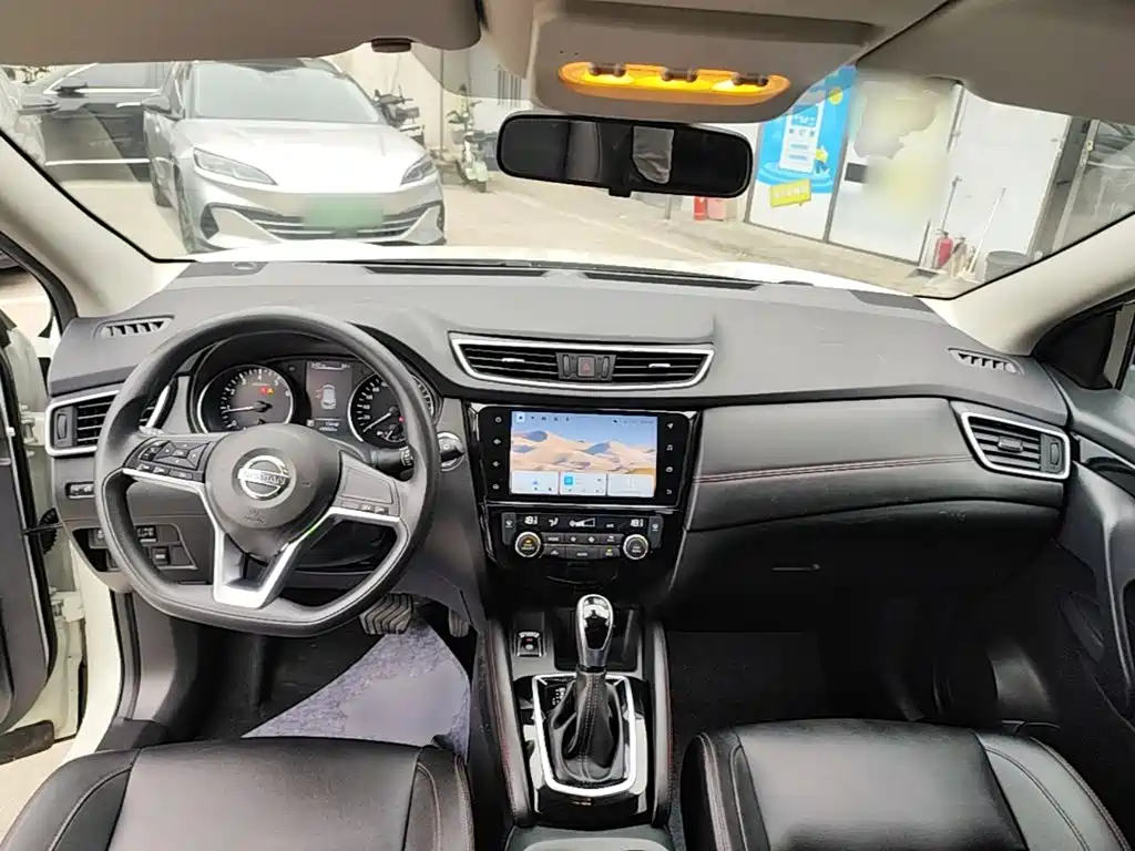 Nissan Qashqai — миниатюра 10