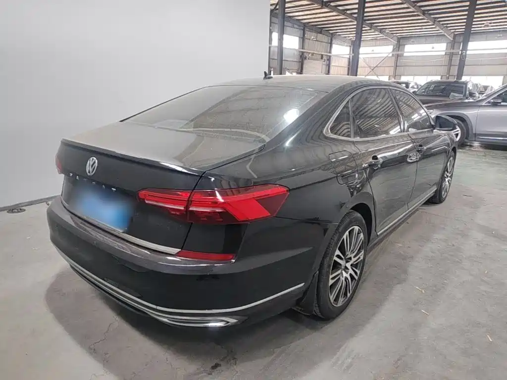 Volkswagen Passat — миниатюра 5