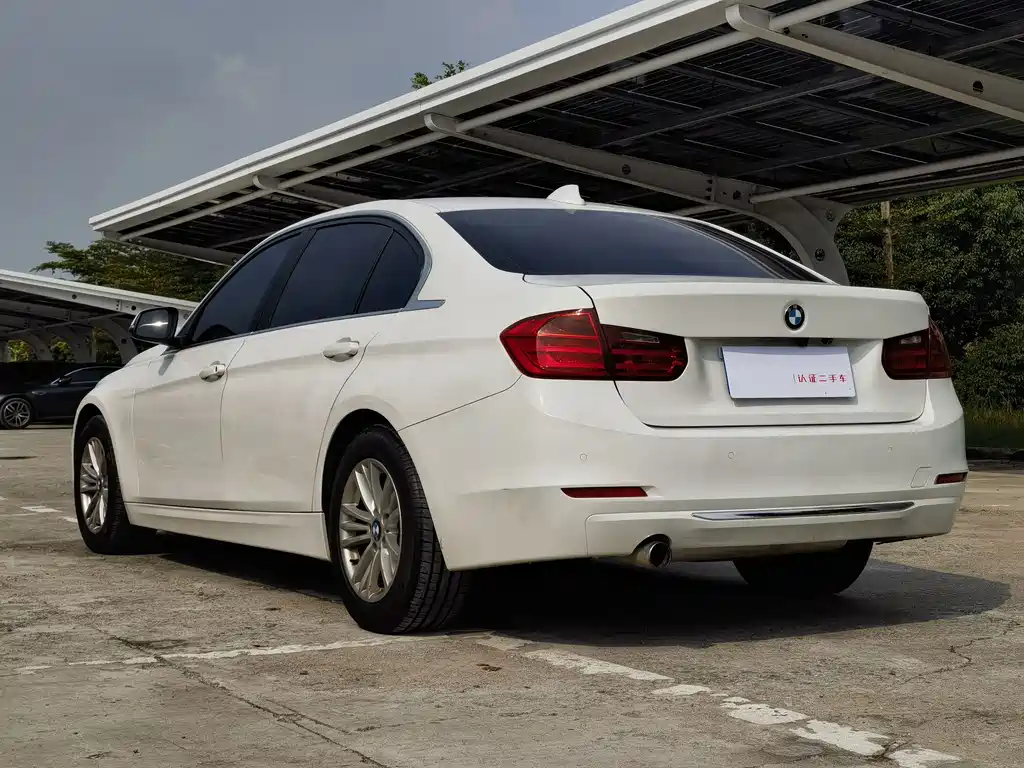 BMW 3 Series — миниатюра 6