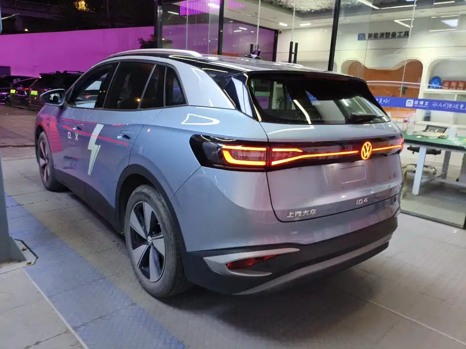 Volkswagen ID.4 X 2025 Smart