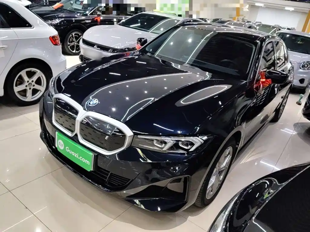 BMW i3 2022 eDrive 35 L