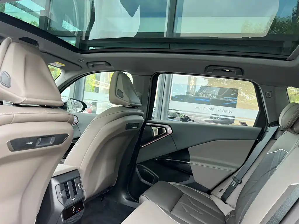 BMW X3 — миниатюра 11