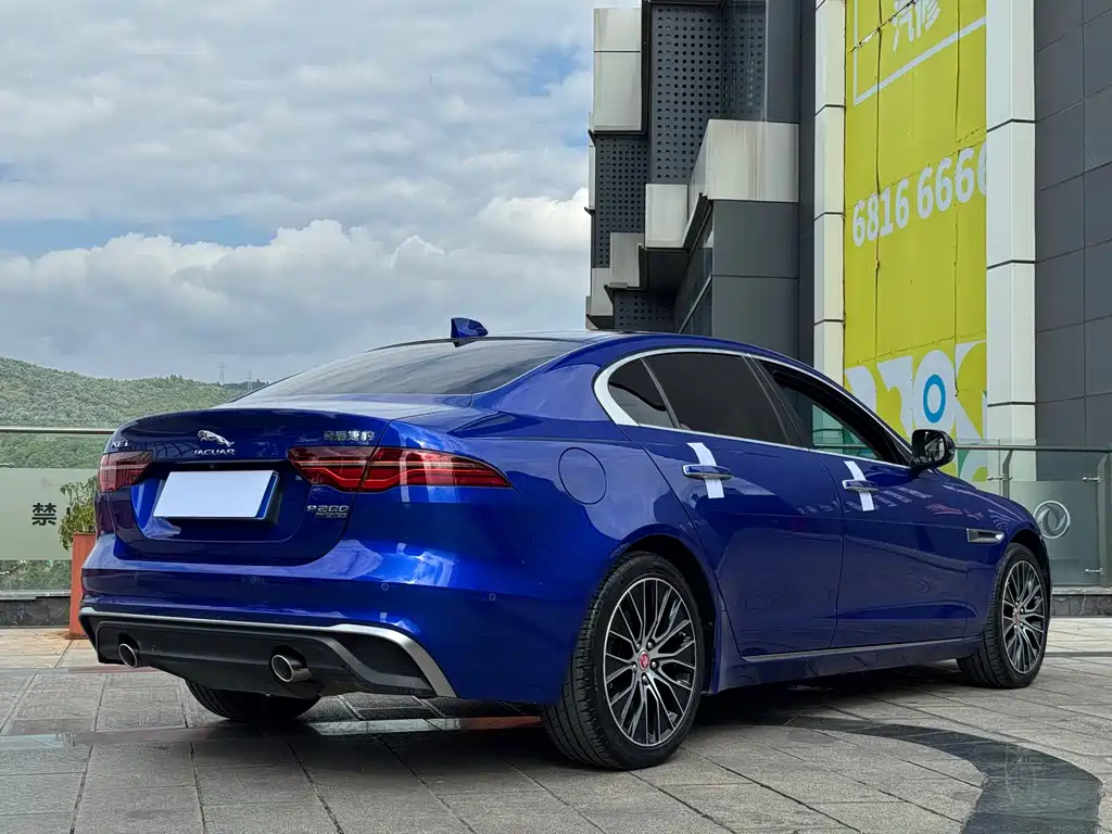 Jaguar XEL — миниатюра 6