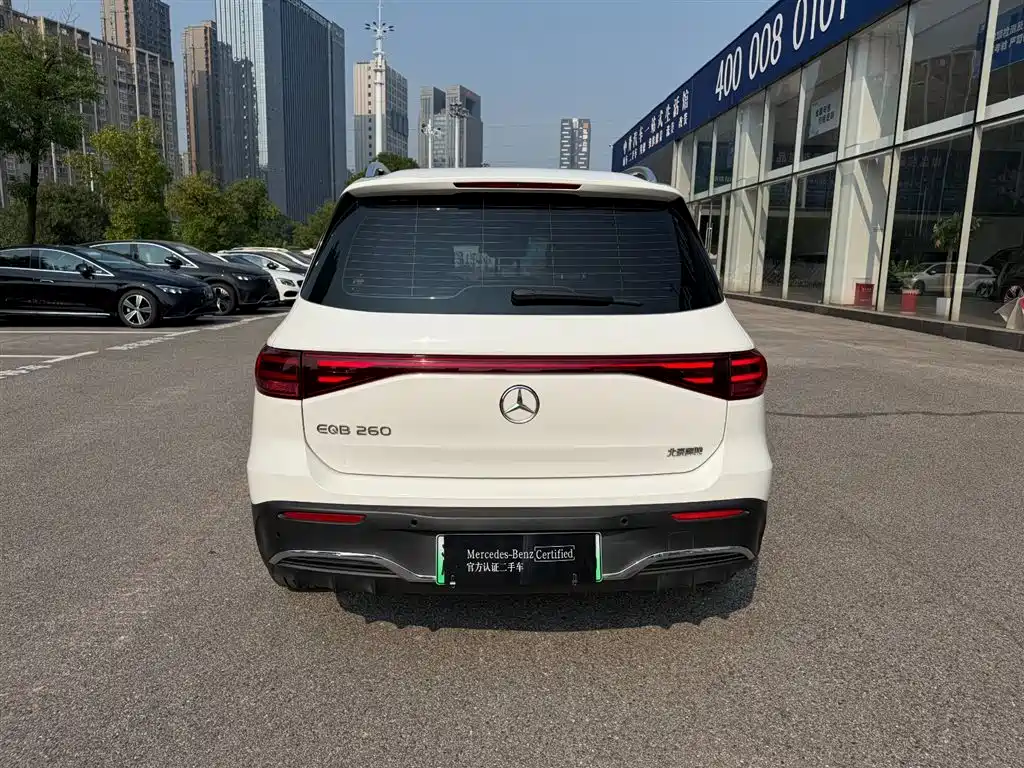 Mercedes-Benz EQB — миниатюра 8