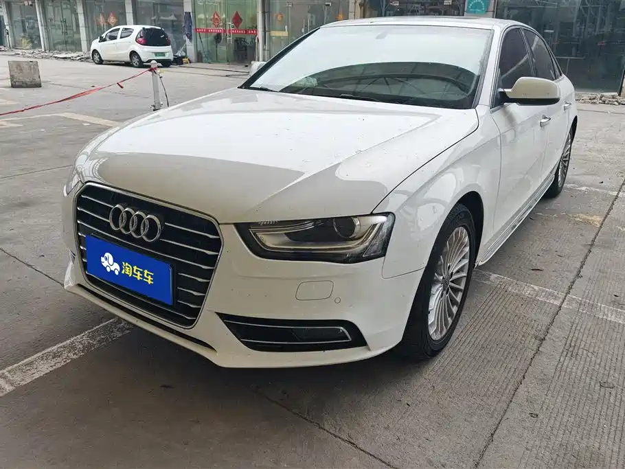 Audi A4L 2016