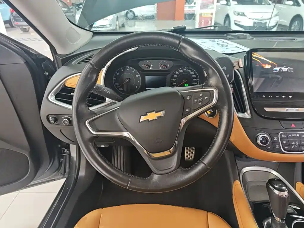 Chevrolet Malibu XL — миниатюра 11