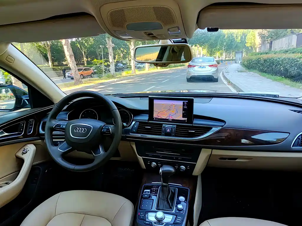 Audi A6L — миниатюра 9