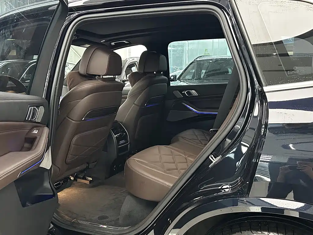 BMW X5 — миниатюра 8
