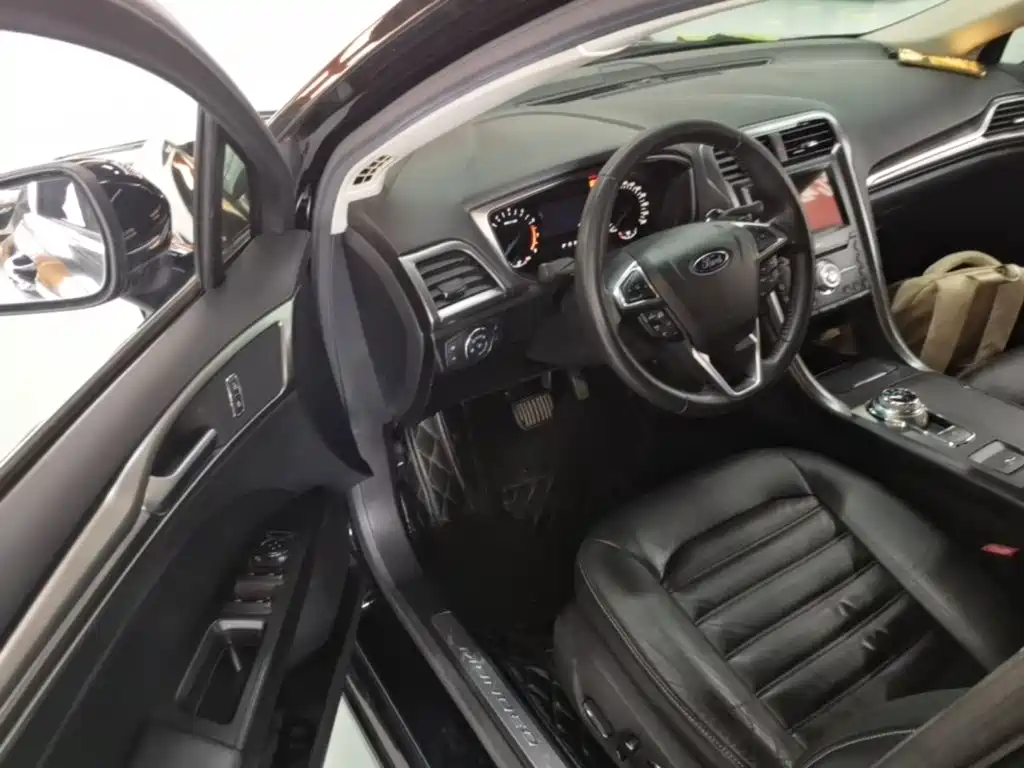 Ford Mondeo — миниатюра 16