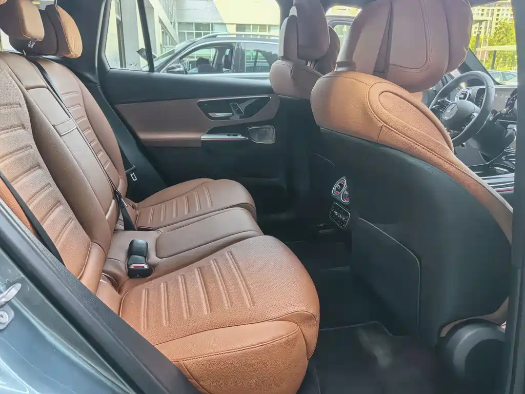 Mercedes-Benz GLC — миниатюра 15