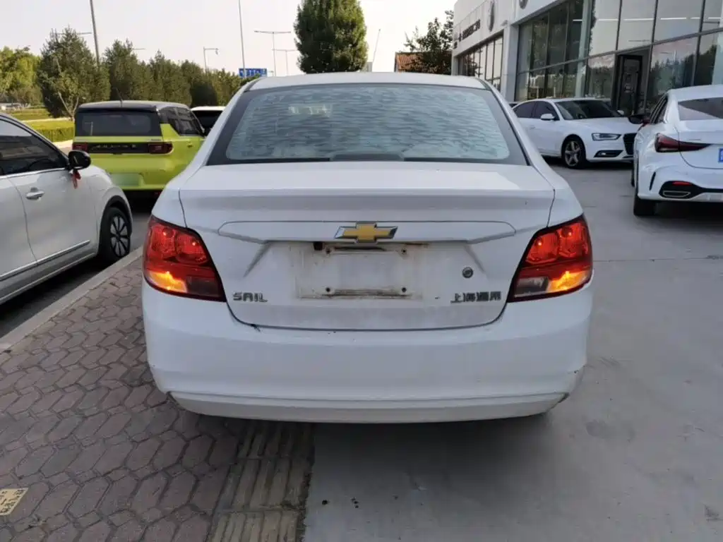 Chevrolet Sail — миниатюра 6