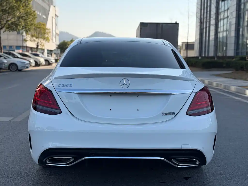 MERCEDES-BENZ C CLASS