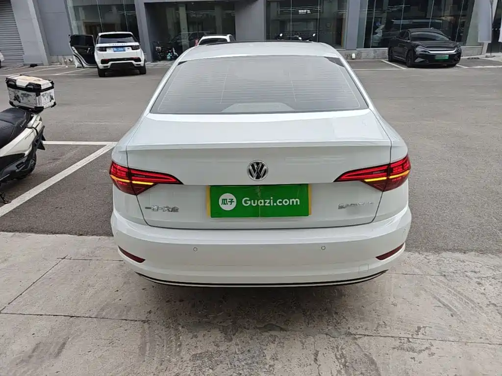 Volkswagen Sagitar — миниатюра 6