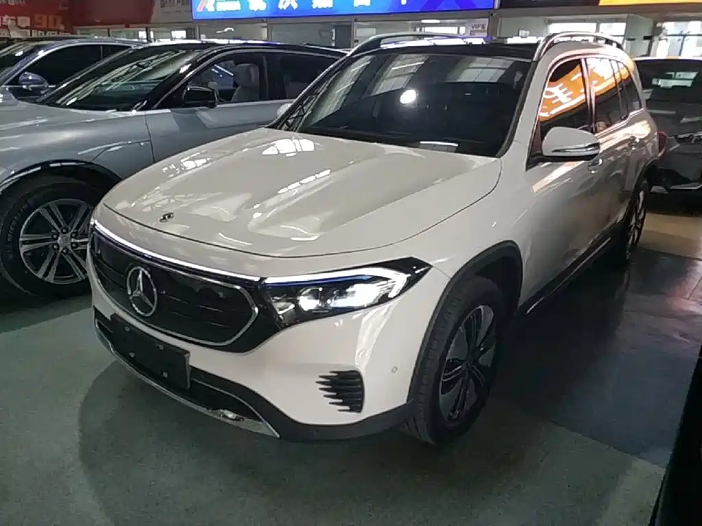 Mercedes-Benz EQB — миниатюра 2