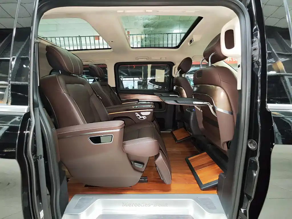 MERCEDES-BENZ V CLASS