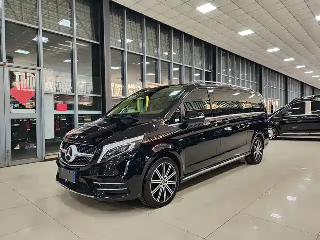 MERCEDES-BENZ V CLASS