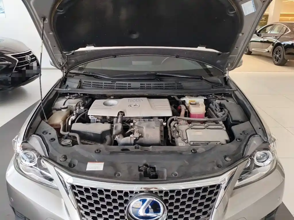 Lexus CT — миниатюра 25