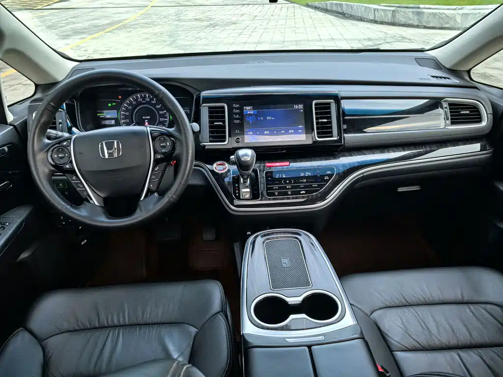Honda Elysion — миниатюра 12