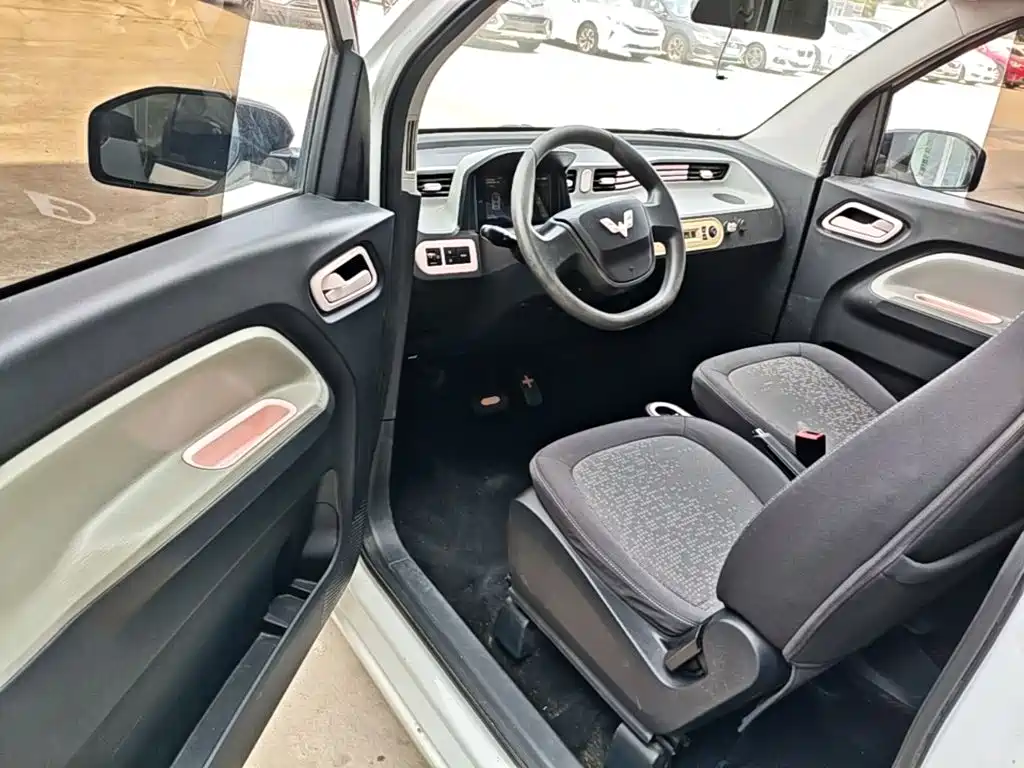 Wuling MINIEV — миниатюра 16