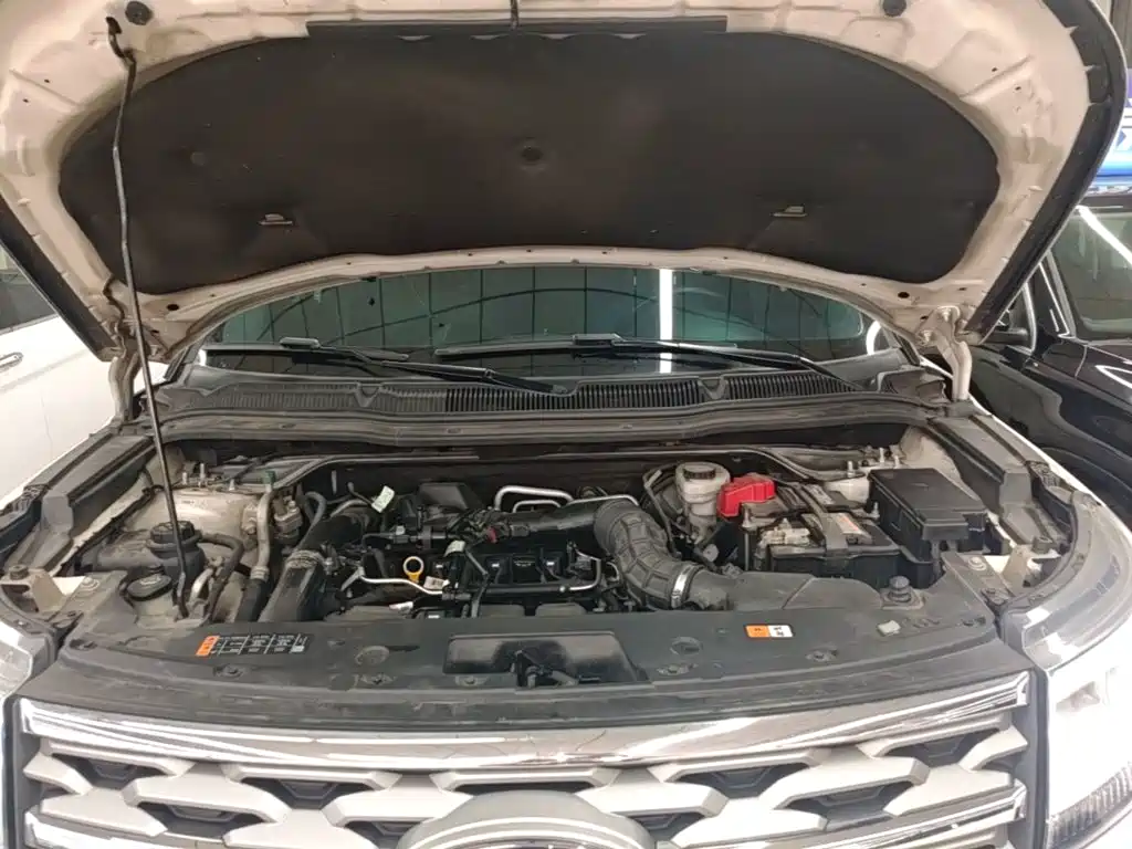 Ford Explorer (Import) — миниатюра 20