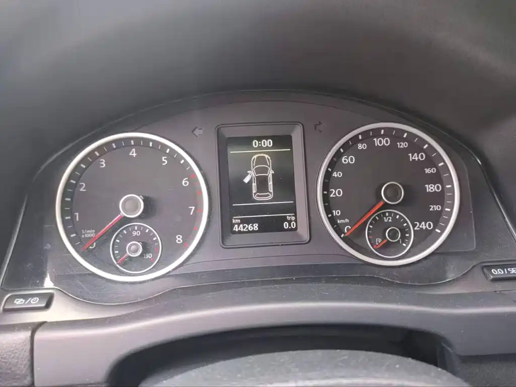 Volkswagen Tiguan — миниатюра 4