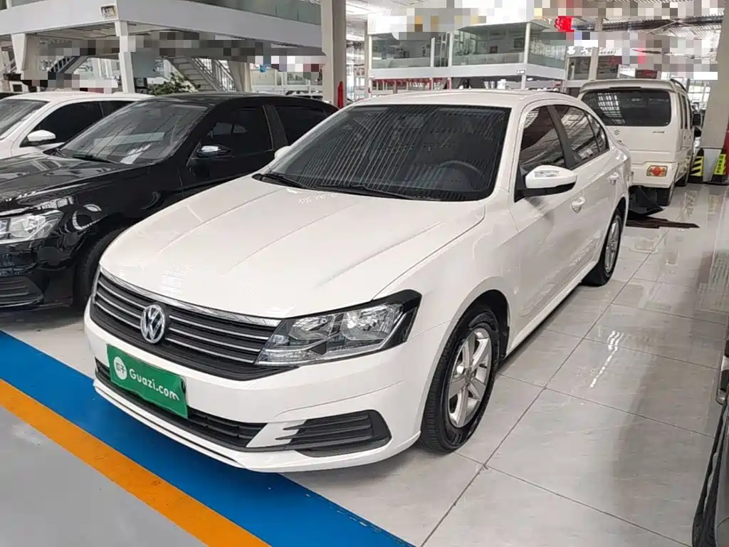 Volkswagen Lavida — миниатюра 2