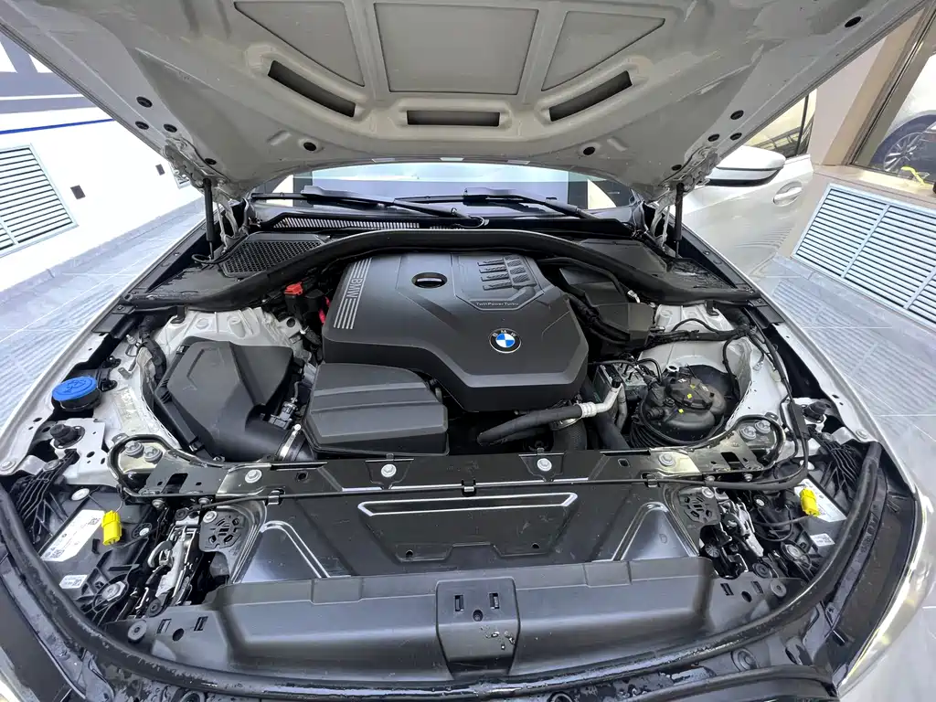 BMW 3 Series — миниатюра 25