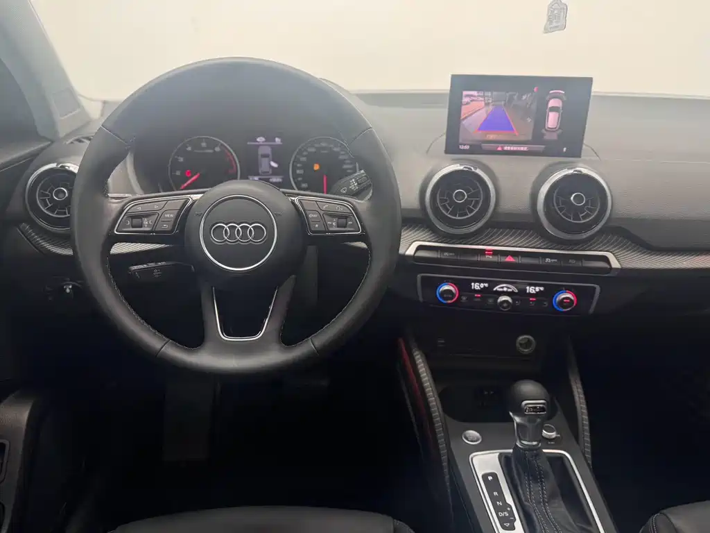 Audi Q2L — миниатюра 14