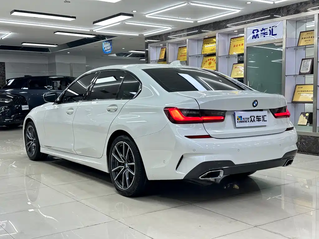 BMW 3 Series — миниатюра 4