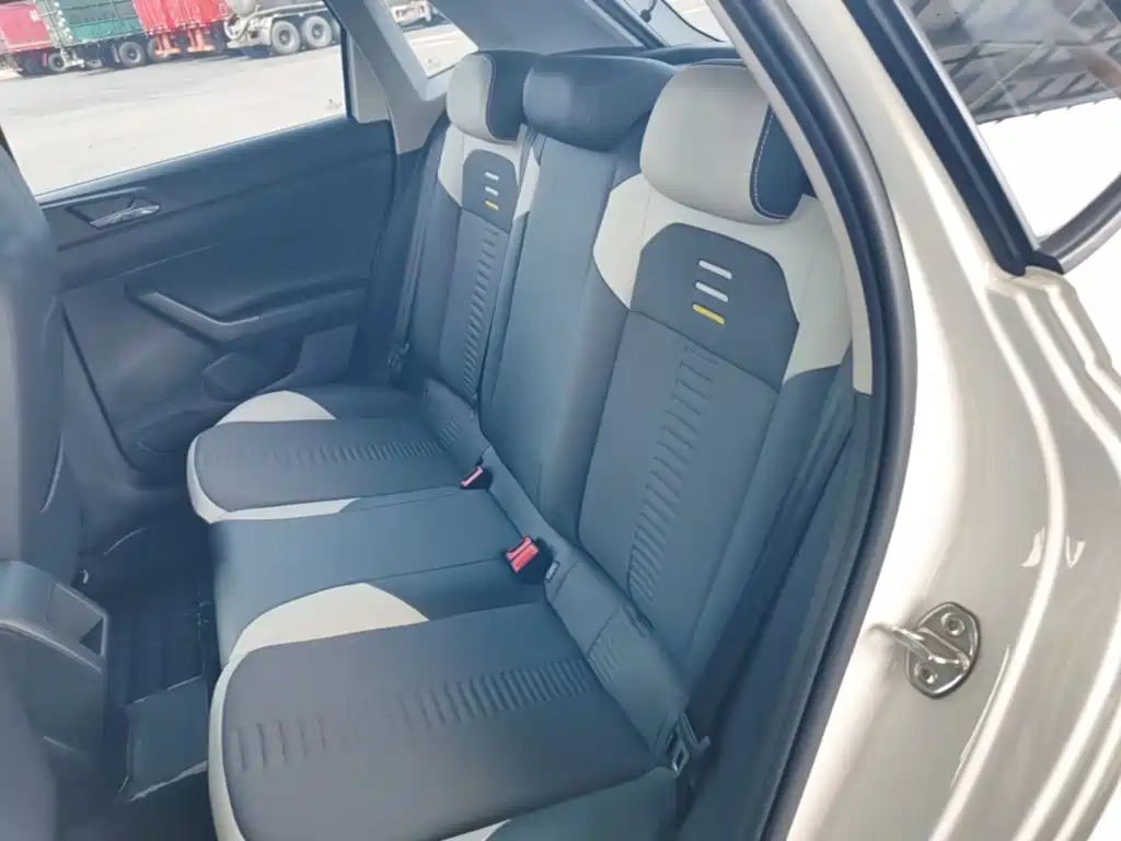 Volkswagen Polo — миниатюра 17
