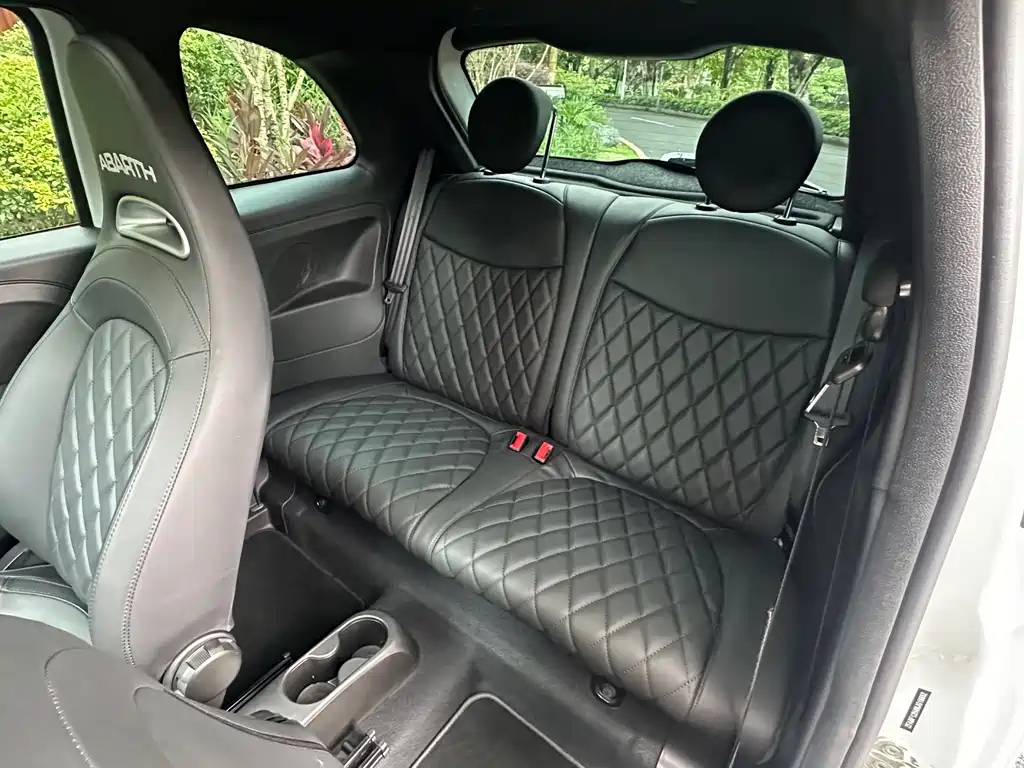 Abarth 595 2022 1.4T MT