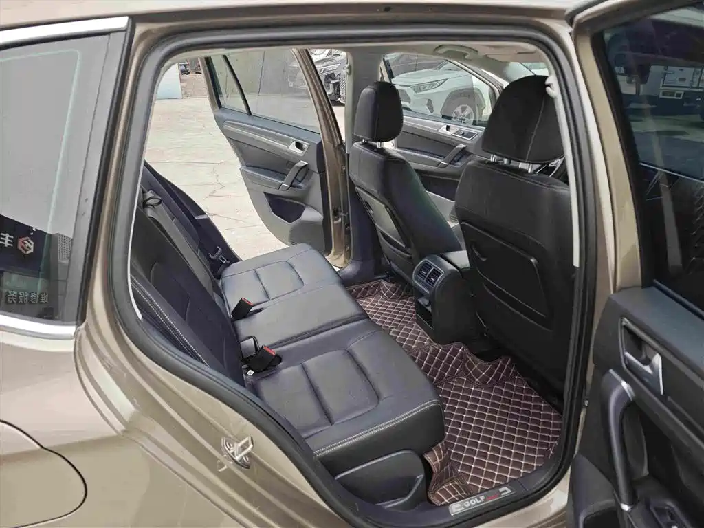 Volkswagen Golf Sportsvan — миниатюра 9