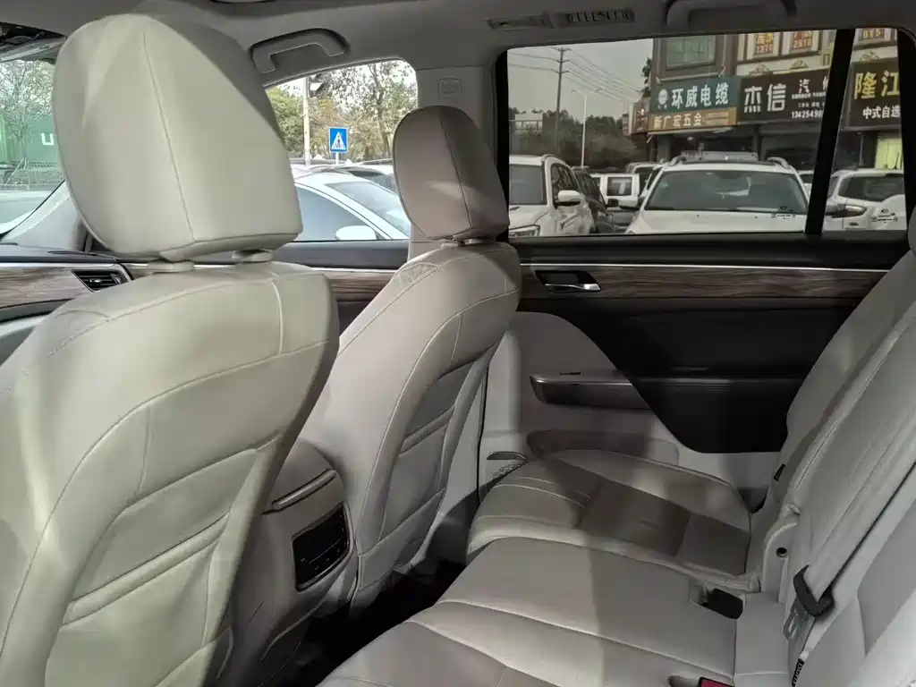 GAC Motor Trumpchi GS8 - фото 7