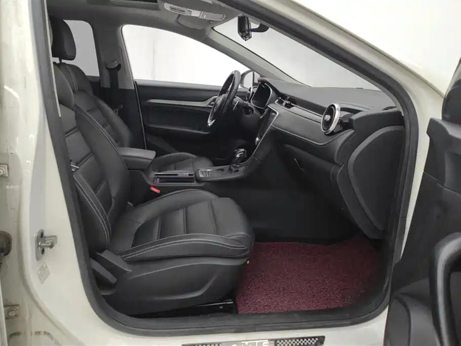 MG 6 2017 20T AT Luxury Smart Connect V
