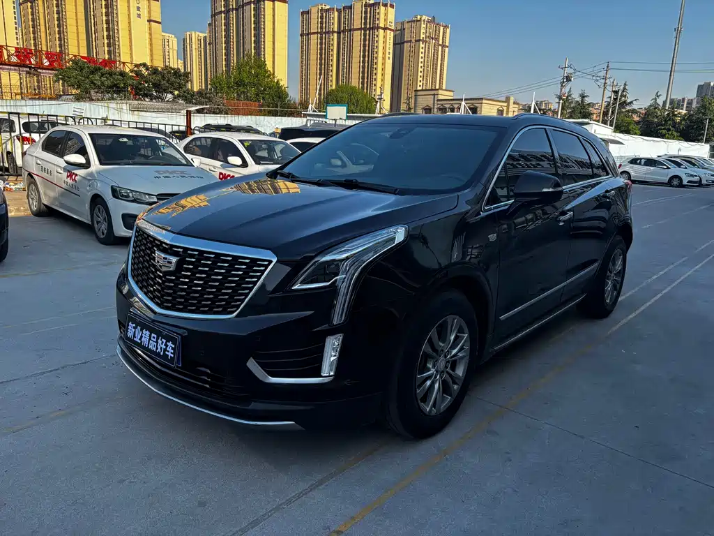 Купить Cadillac XT5