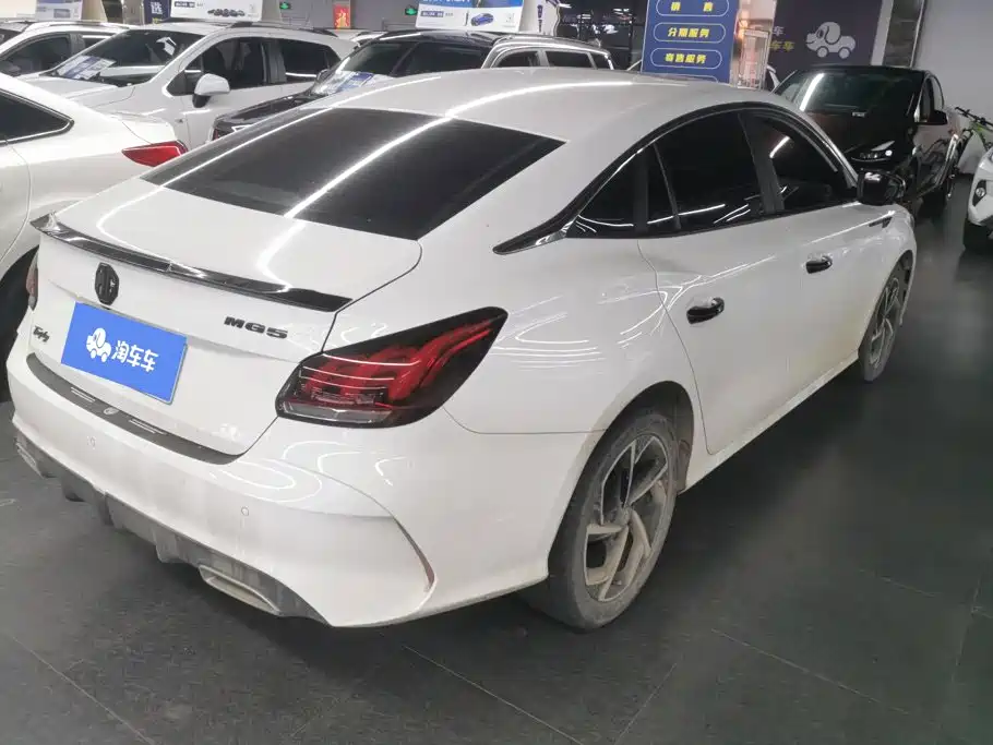 MG MG5 — миниатюра 3