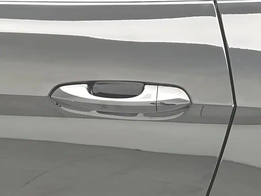Ford Mustang — миниатюра 18