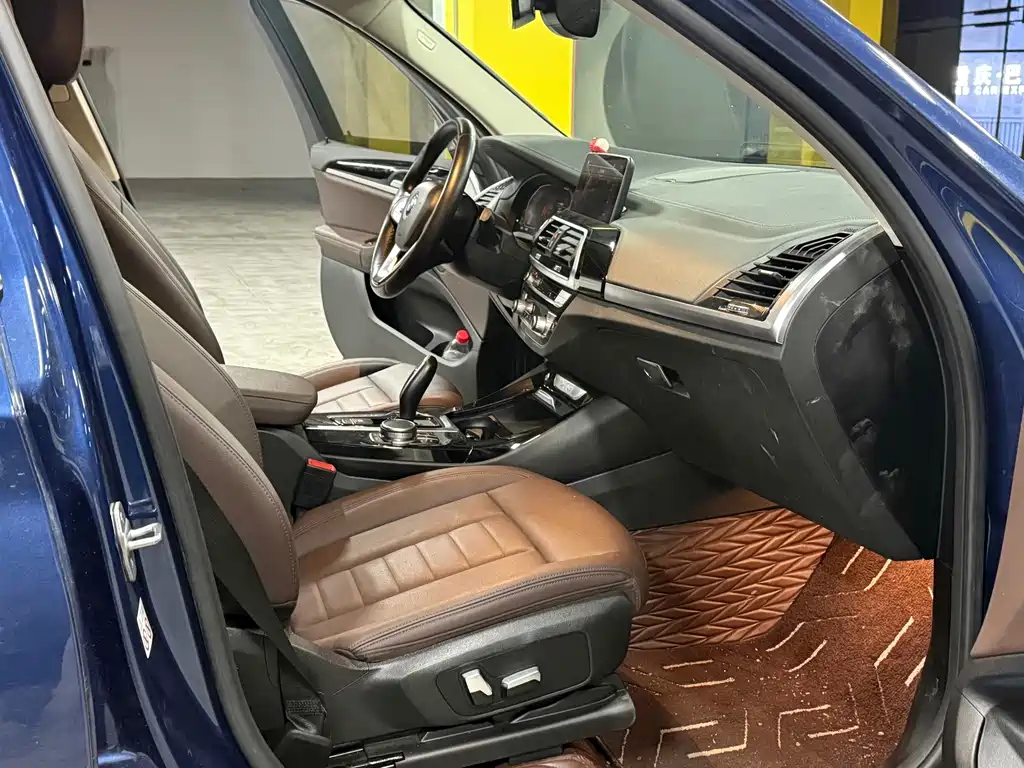 BMW X3 — миниатюра 8