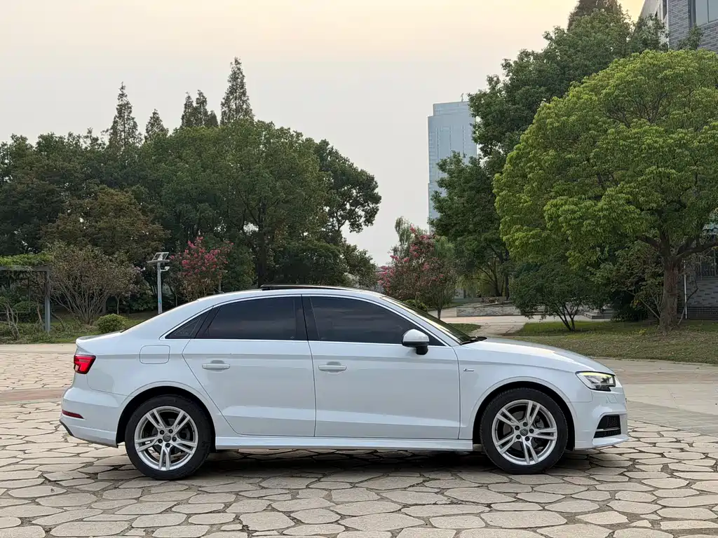 Audi A3 — миниатюра 12